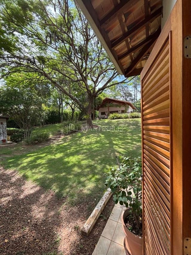 016.jardim_lateral.jpg