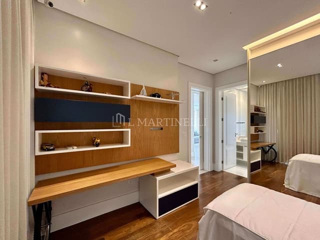 126.jpg