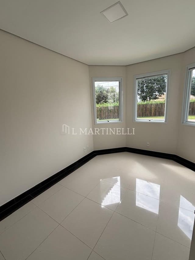 Imagem 9 da galeria